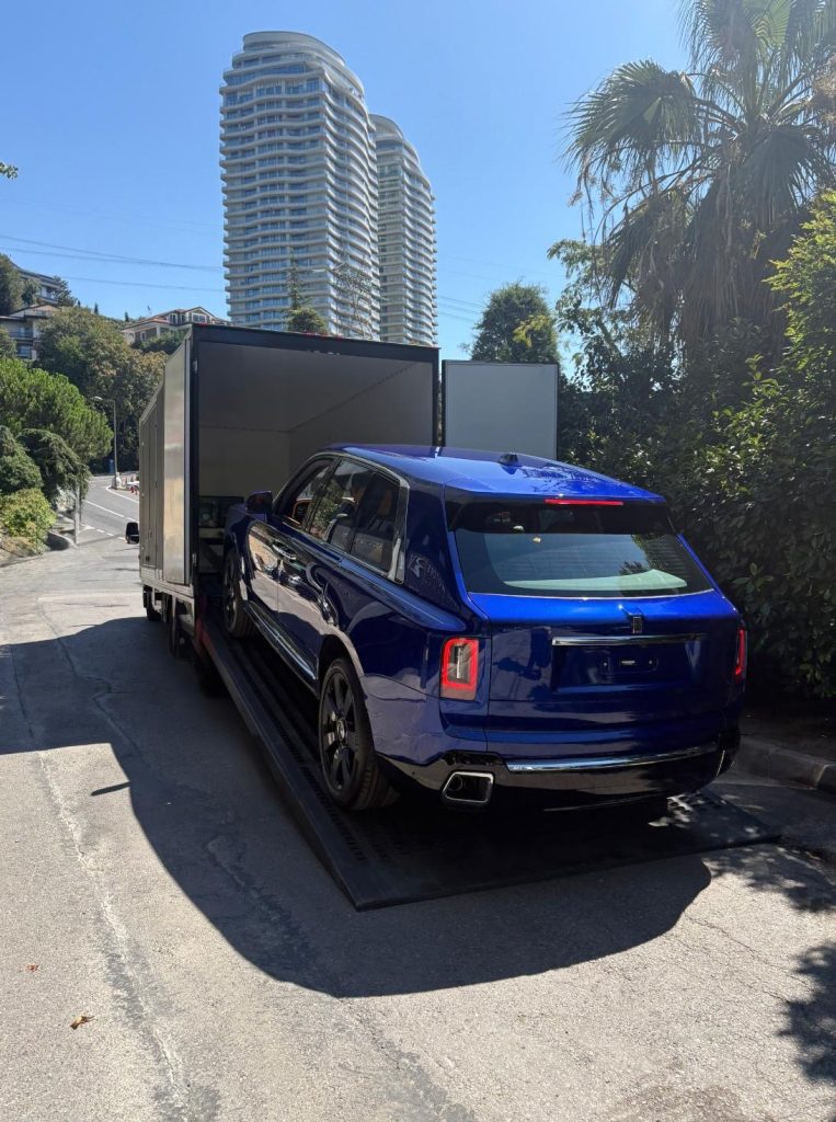 İncek oto kurtarma Aslım Oto Kurtarma ekibi araç taşıma sırasında