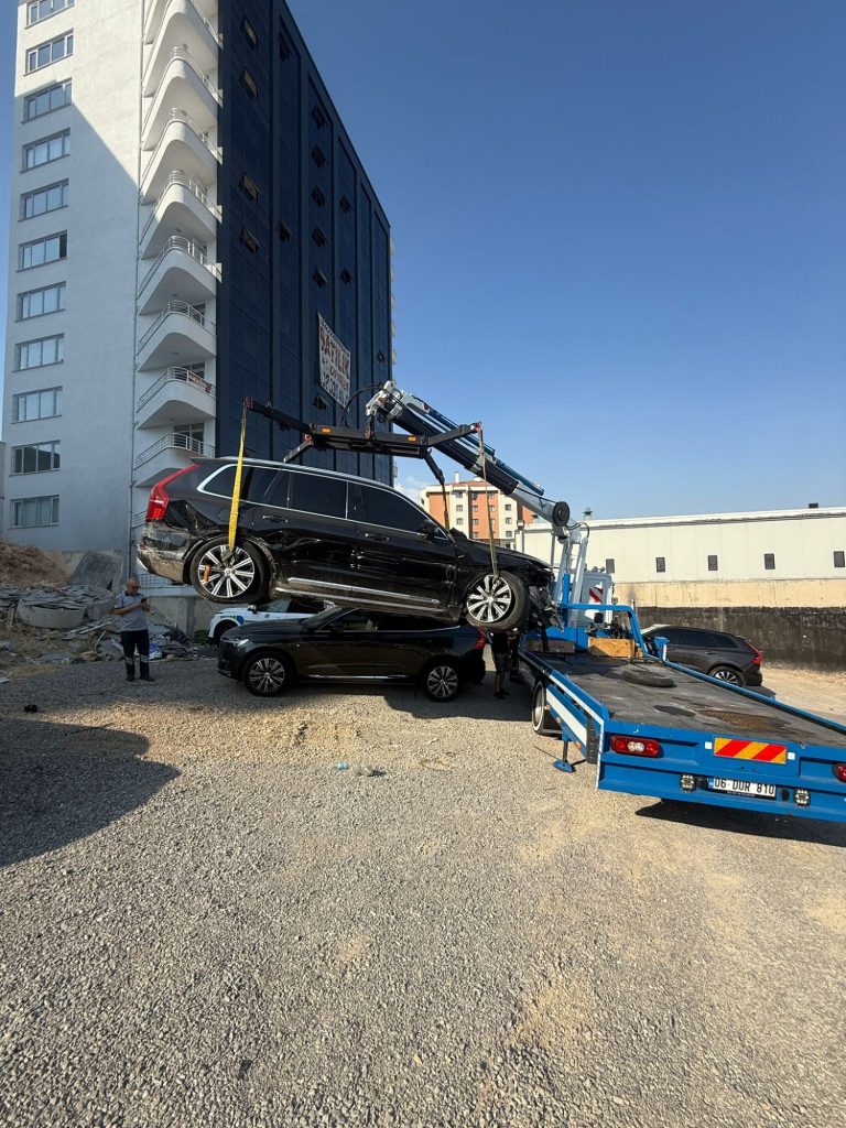 Güdül ahtapot çekici hizmeti – Aslım Oto Kurtarma ekibi dağ yolunda araç kurtarma işlemi sırasında