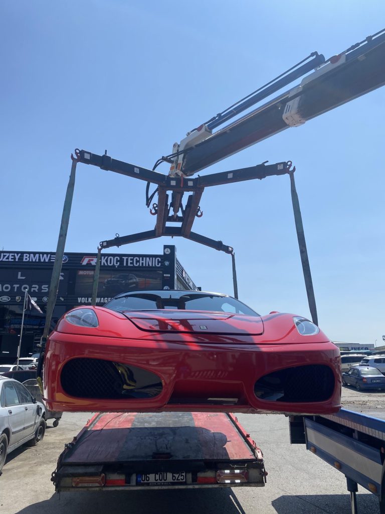 Ostim ahtapot çekici Aslım Oto Kurtarma ekibi araç taşıma sırasında