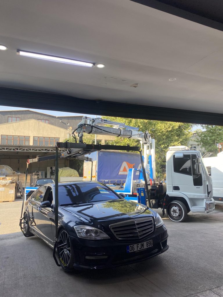 Şaşmaz ahtapot çekici Aslım Oto Kurtarma ekibi araç taşıma sırasında