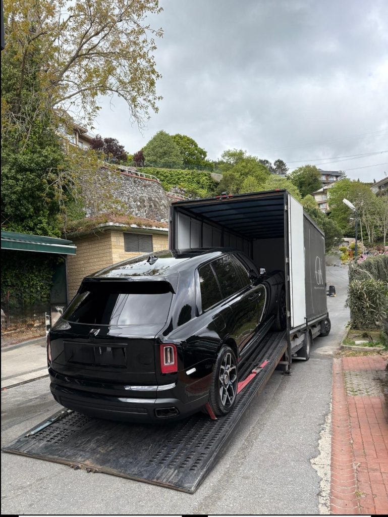 Çayyolu oto çekici Aslım Oto Kurtarma ekibi araç taşıma sırasında