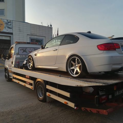 Etimesgut oto kurtarma hizmeti – Aslım Oto Kurtarma ekibi arıza sonrası araç çekimi sırasında